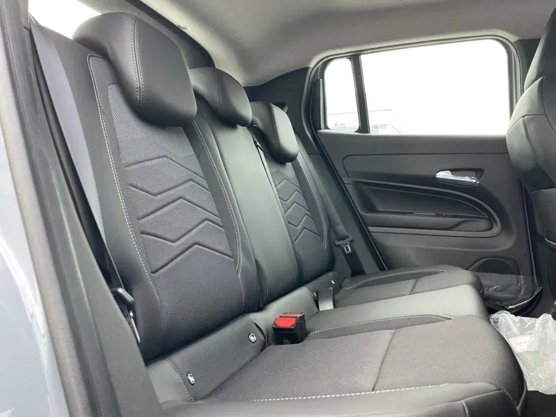 Jeep Avenger nuova a Ancona (18)