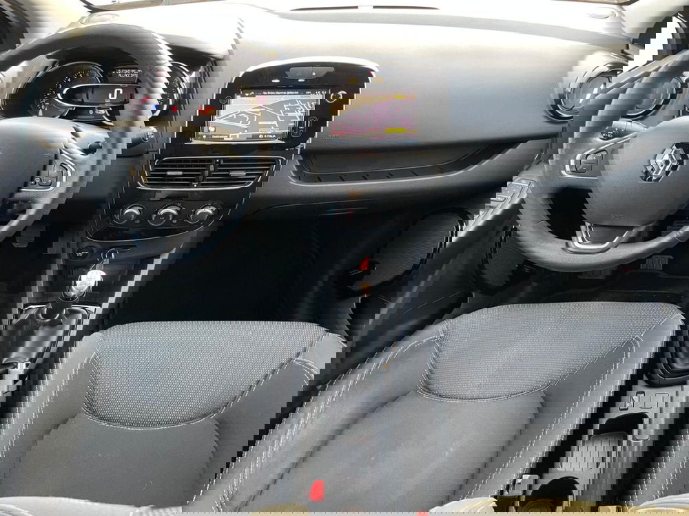 Renault Clio usata a Ancona (10)