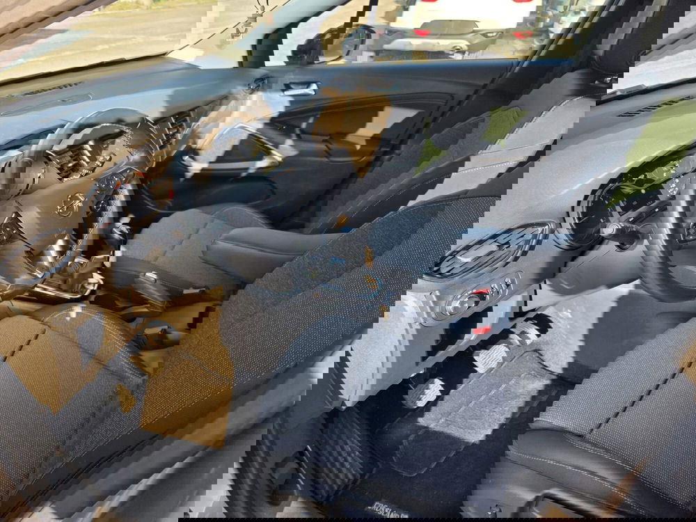 Opel Crossland usata a Rimini (9)