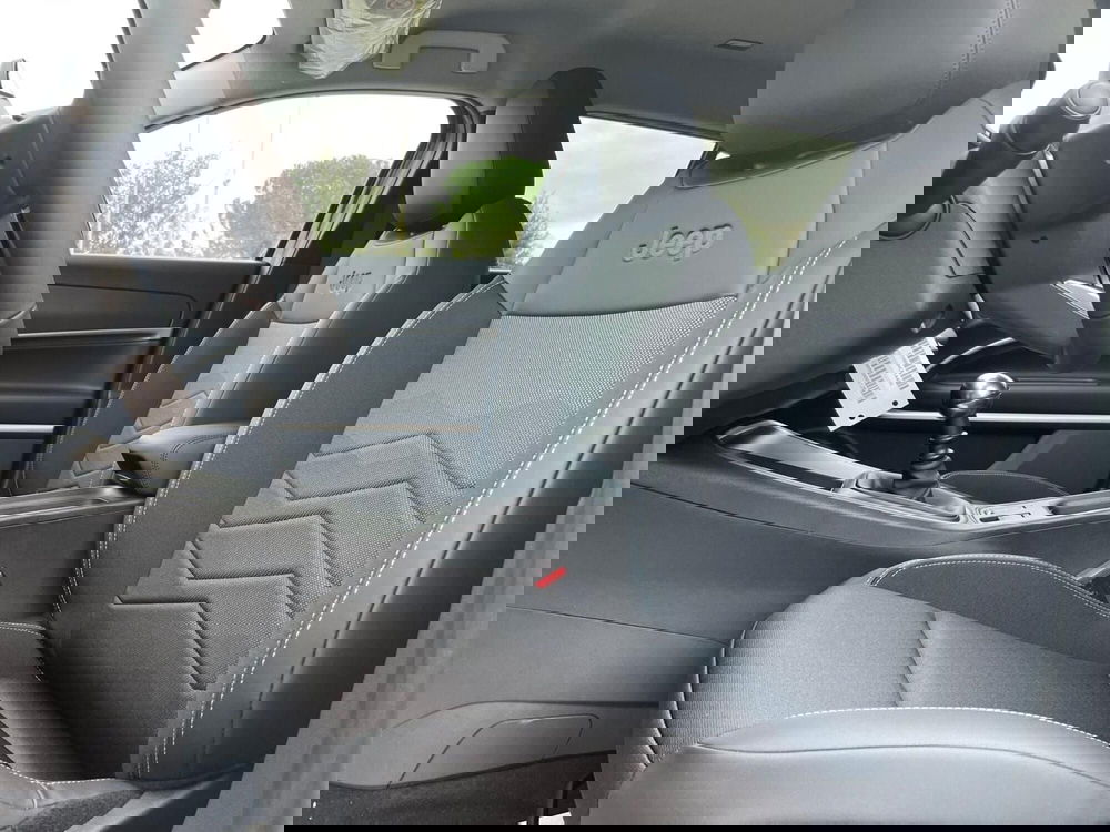 Jeep Avenger nuova a Ancona (11)