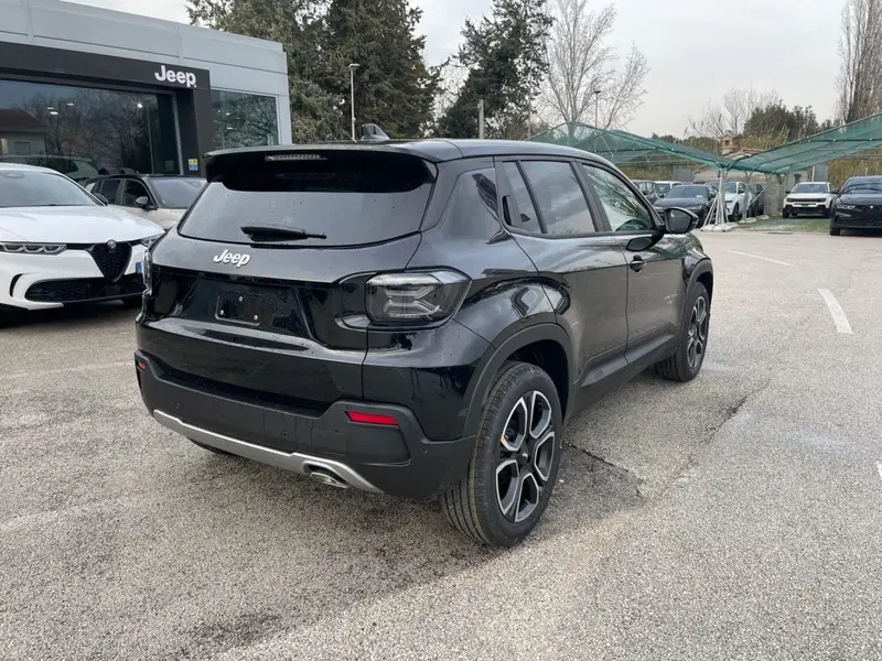 Jeep Avenger nuova a Ancona (5)
