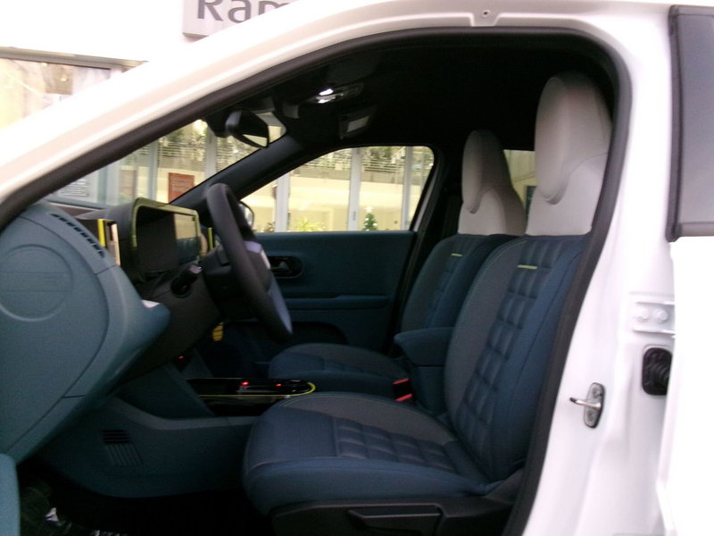 Fiat Grande Panda nuova a Venezia (10)