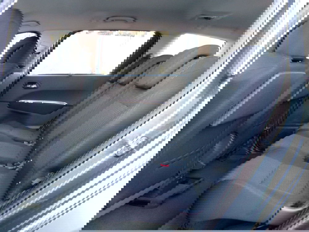 Peugeot 5008 usata a Venezia (11)