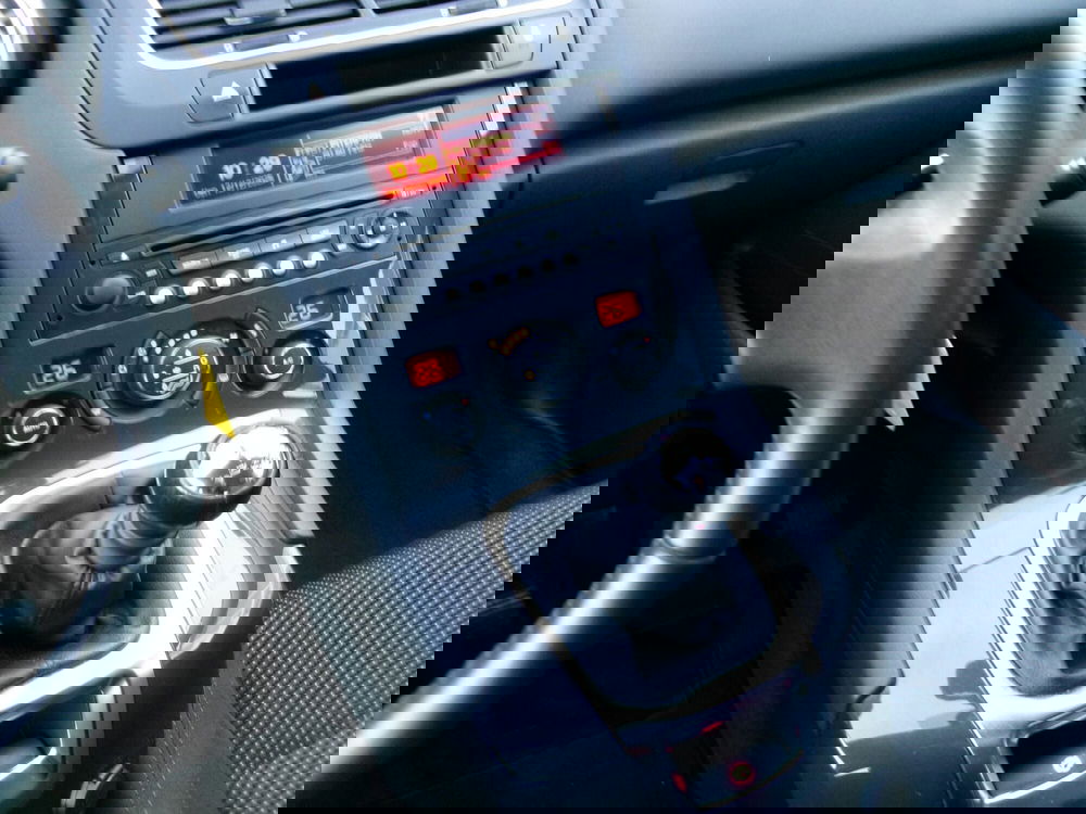 Peugeot 5008 usata a Venezia (14)