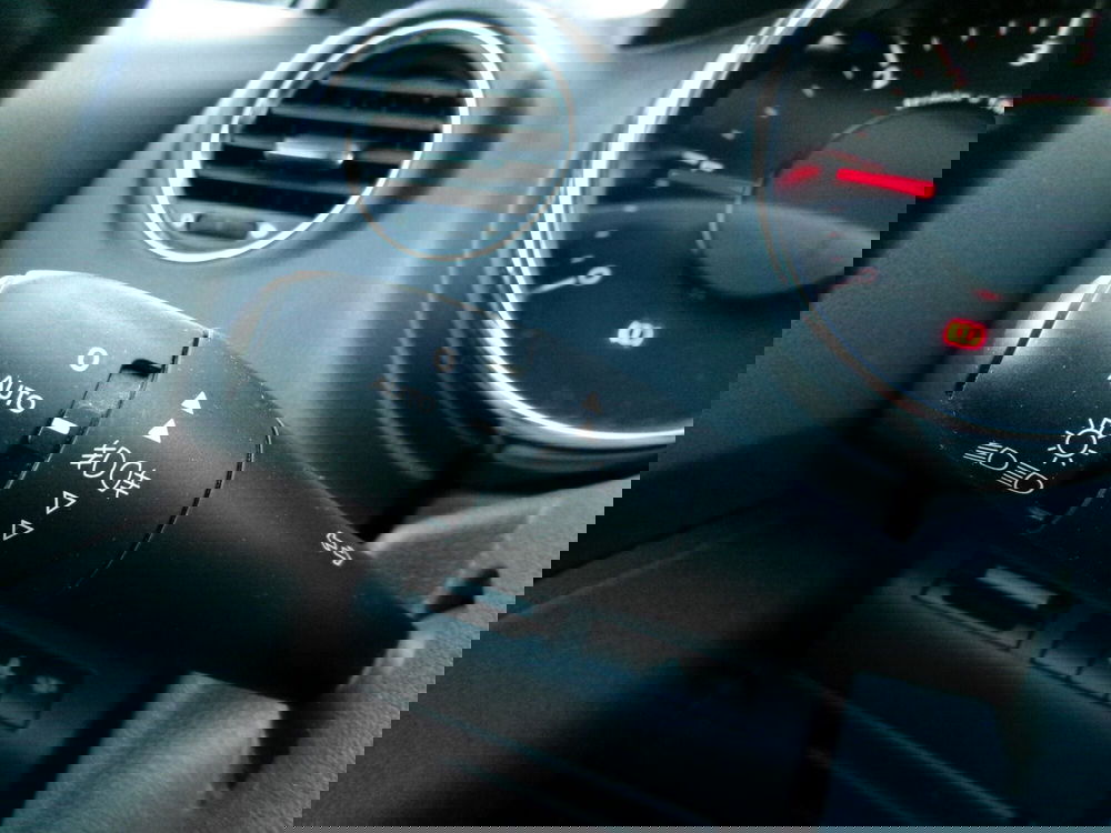 Peugeot 5008 usata a Venezia (15)