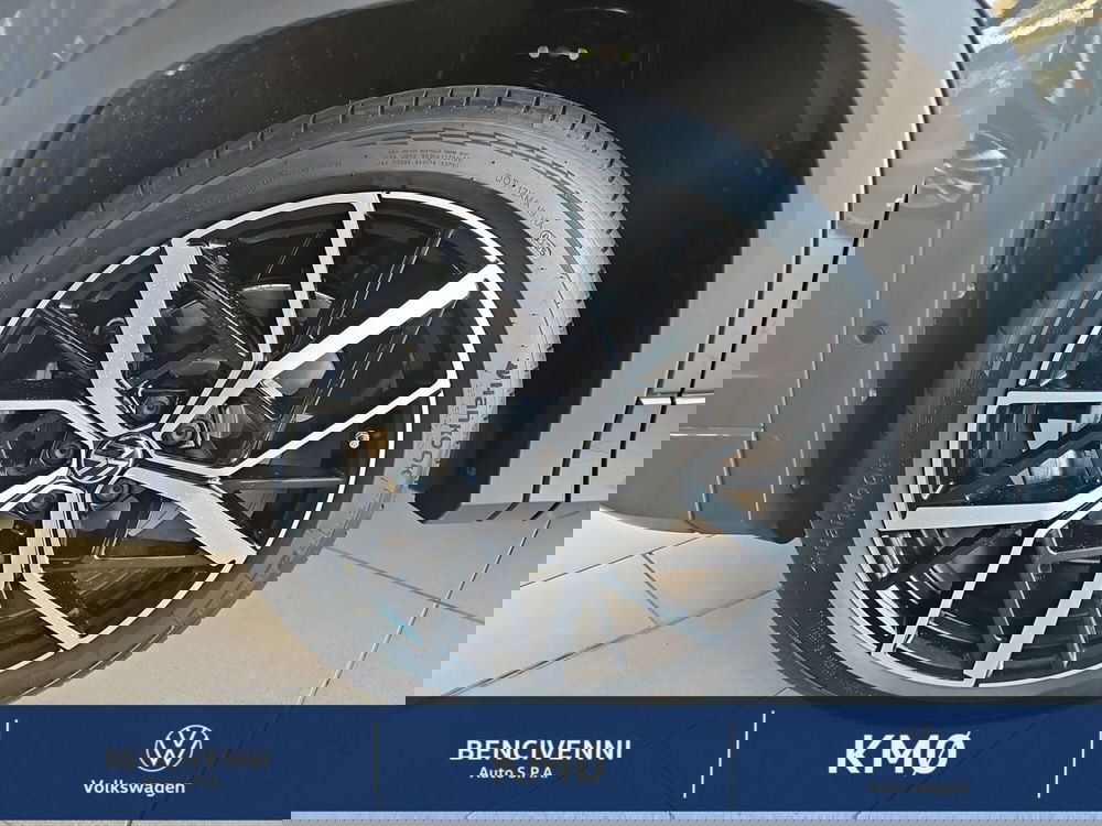 Volkswagen Tayron nuova a Catanzaro (3)