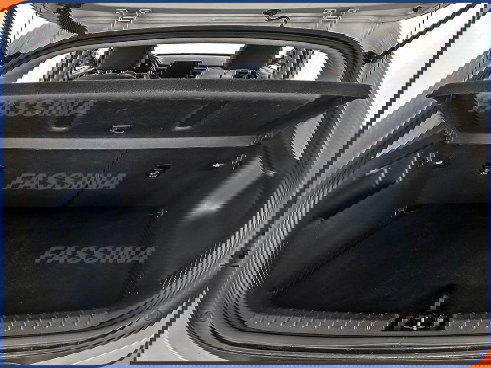 Kia Stonic usata a Milano (11)