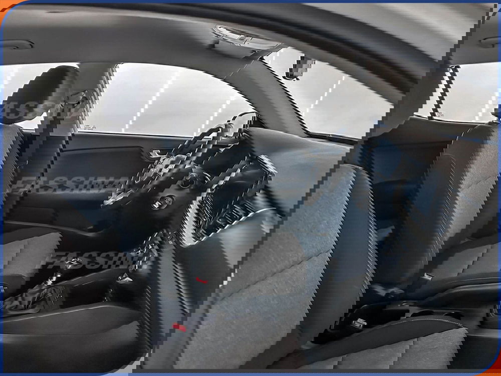 Kia Stonic usata a Milano (13)