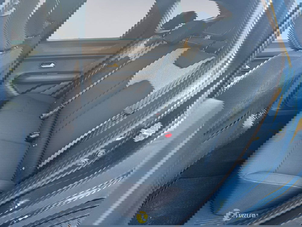 Dacia Bigster usata a Milano (10)