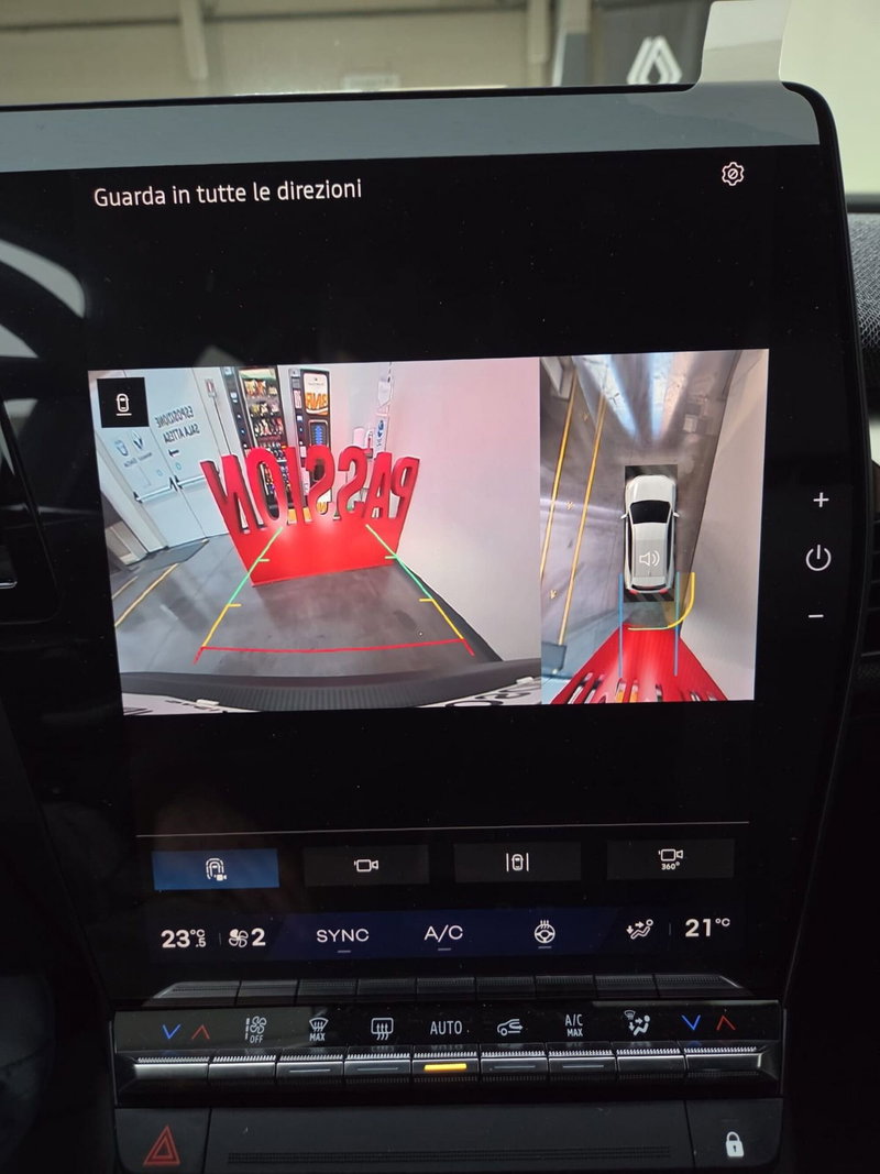 Renault Scenic E-Tech Electric nuova a Verona (10)