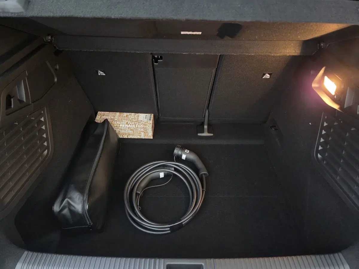 Renault Scenic E-Tech Electric nuova a Verona (14)