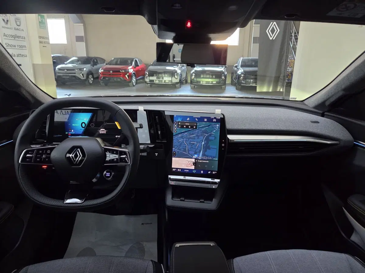 Renault Scenic E-Tech Electric nuova a Verona (8)