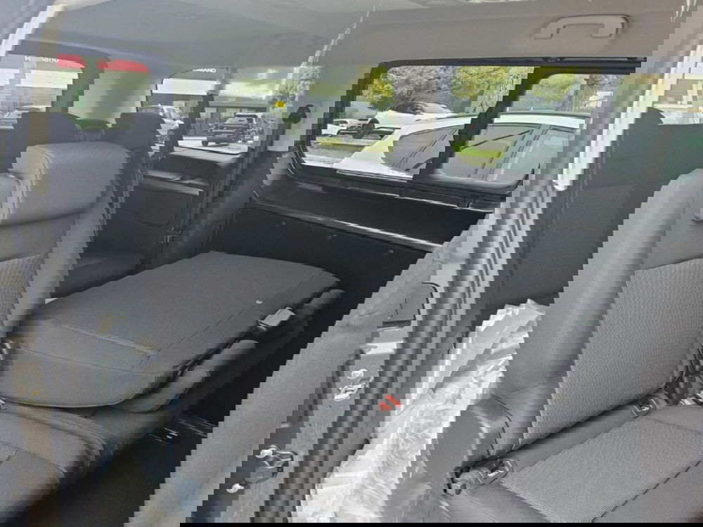 Opel Zafira Life nuova a Foggia (18)