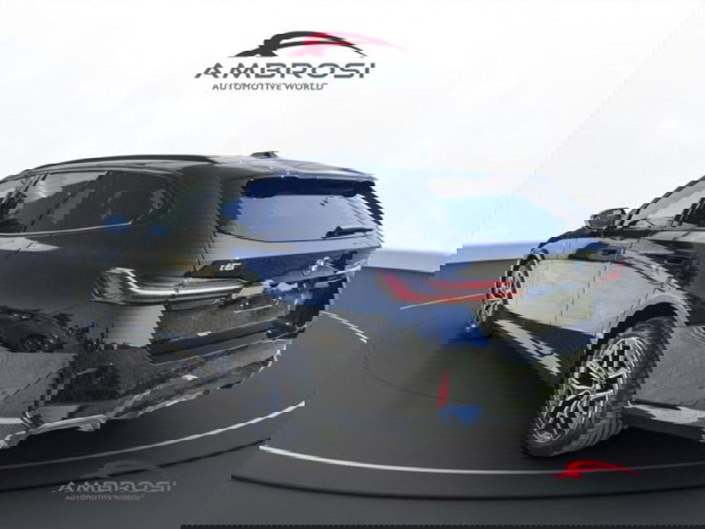 BMW i5 Touring nuova a Perugia (4)