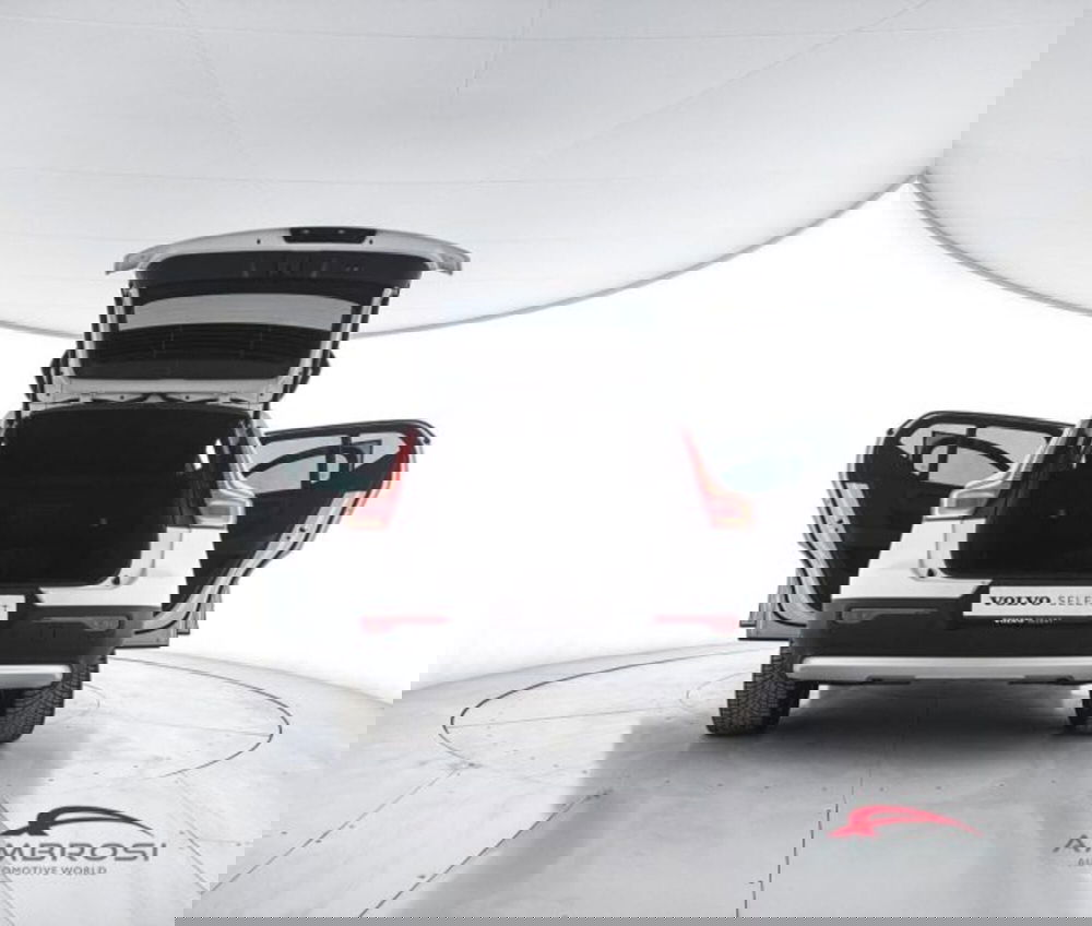 Volvo XC40 usata a Perugia (7)