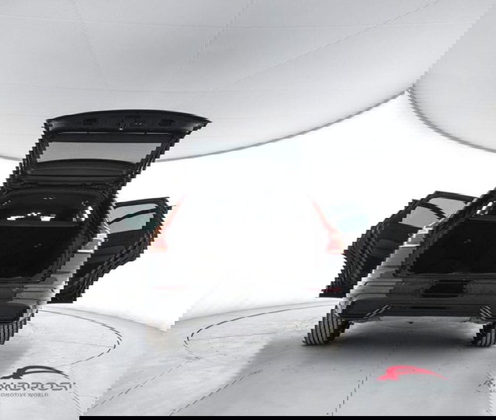 Volvo XC60 usata a Perugia (7)