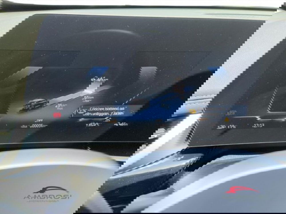 BMW iX1 usata a Perugia (13)