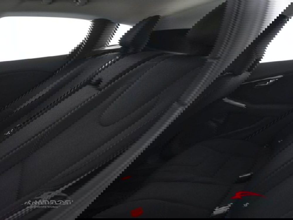 Volvo V40 Cross Country usata a Perugia (10)