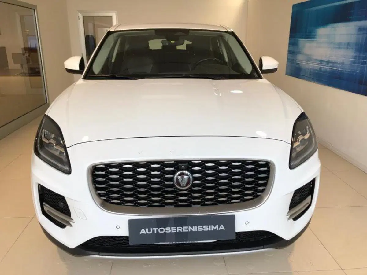 Jaguar E-Pace usata a Venezia (2)