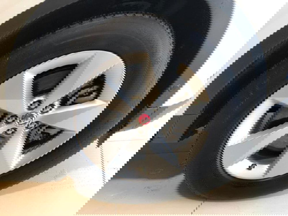 Jaguar E-Pace usata a Venezia (5)