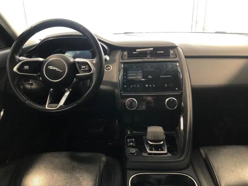 Jaguar E-Pace usata a Venezia (8)