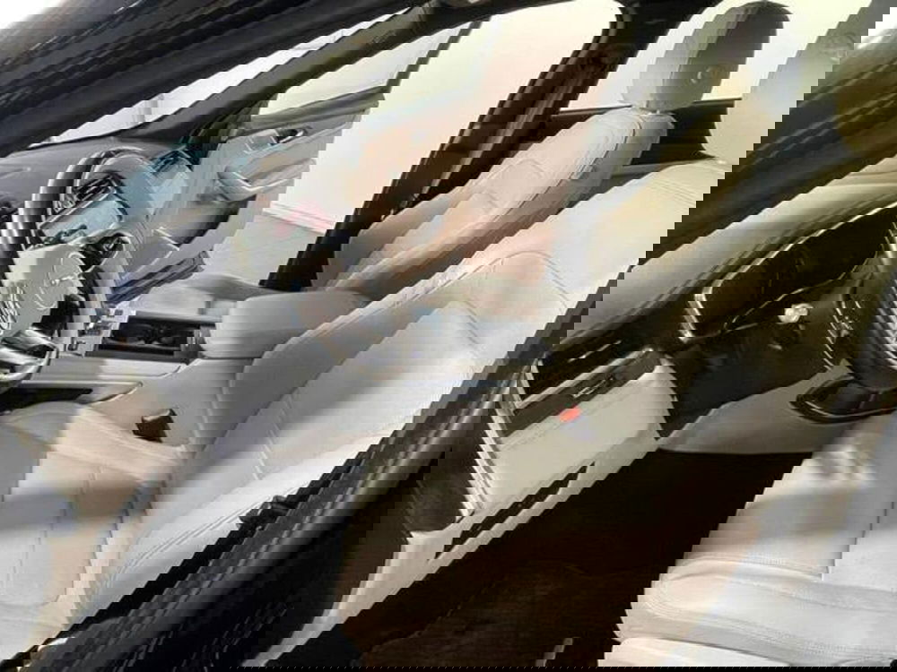 Jaguar F-Pace usata a Venezia (7)