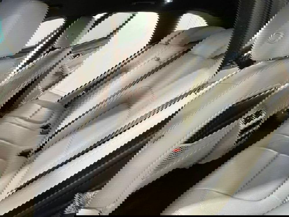 Jaguar F-Pace usata a Venezia (9)