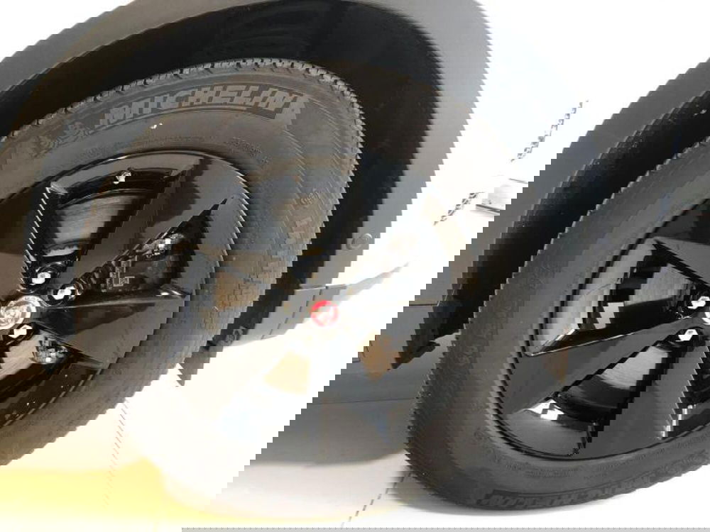 Jaguar E-Pace usata a Venezia (10)