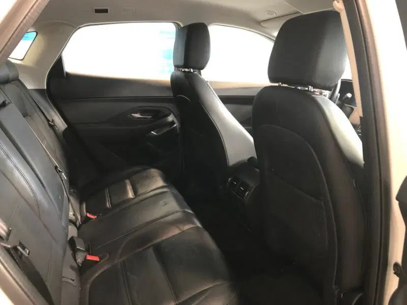 Jaguar E-Pace usata a Venezia (8)