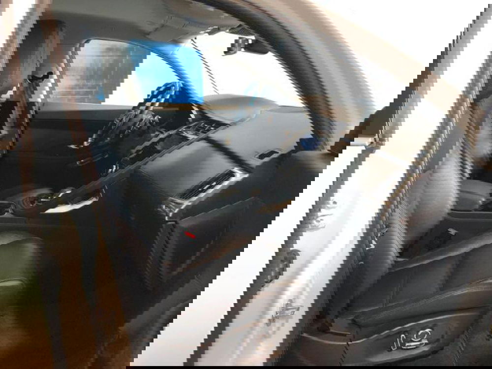 Jaguar E-Pace usata a Venezia (9)