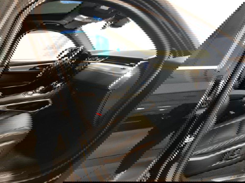 Jaguar F-Pace usata a Venezia (9)