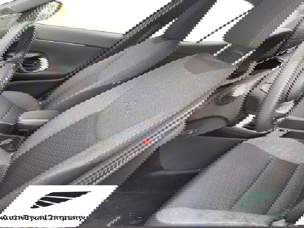 Toyota Yaris Cross usata a Roma (2)