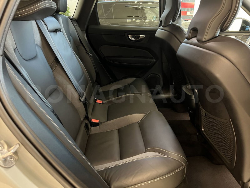 Volvo XC60 usata a Forlì-Cesena (11)