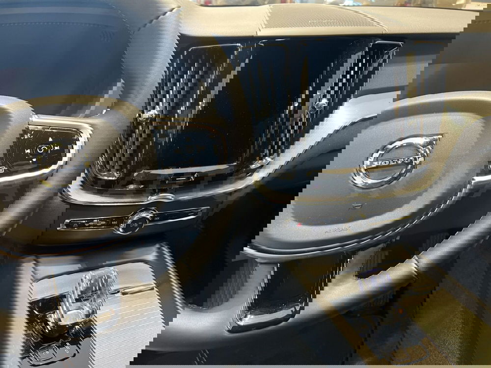 Volvo XC60 usata a Forlì-Cesena (18)