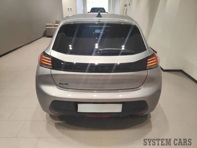 Peugeot 208 usata a Varese (4)