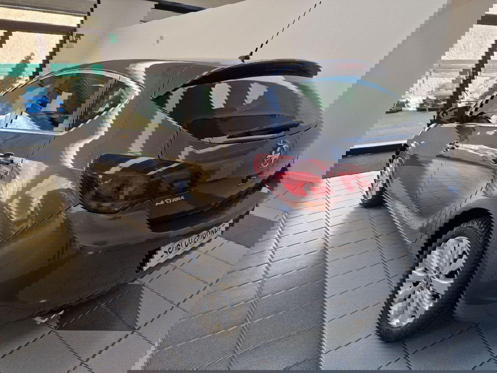 Opel Astra usata a Verbano Cusio Ossola (17)