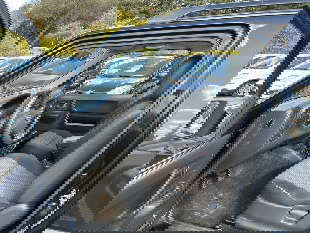 Suzuki Jimny usata a Latina (13)