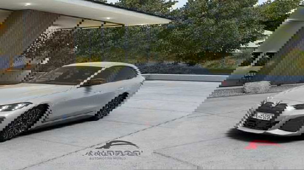 BMW i4 nuova a Viterbo