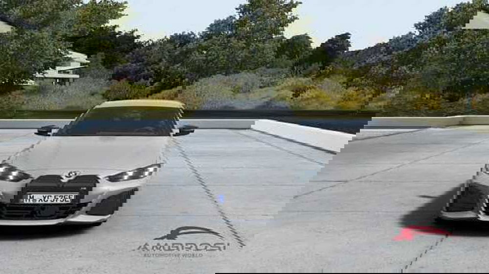 BMW i4 nuova a Viterbo (4)