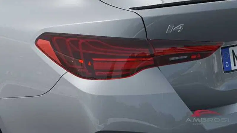 BMW i4 nuova a Viterbo (7)
