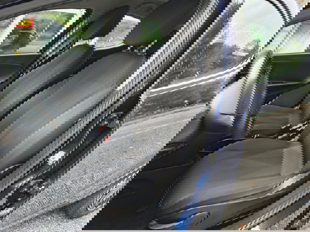 Lancia Ypsilon usata a Padova (14)