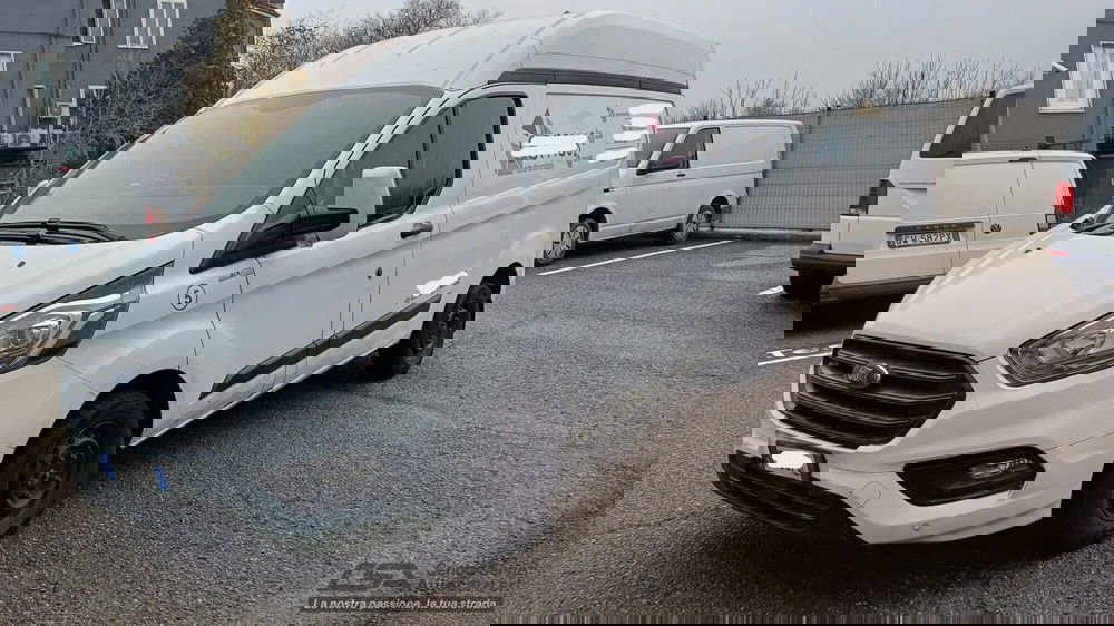 Ford Transit Custom Furgone usata a Bologna