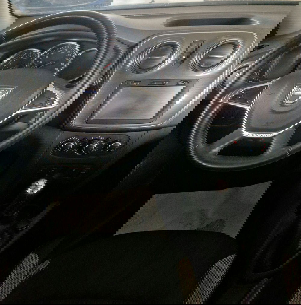 Dacia Sandero usata a Terni (11)
