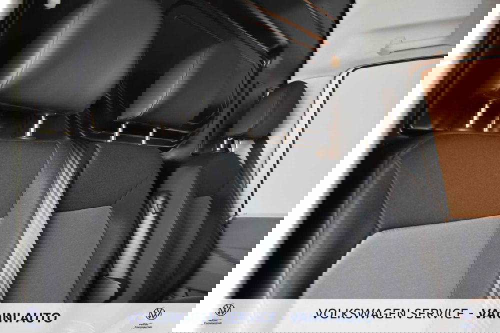 Volkswagen Veicoli Commerciali Crafter Furgone nuova a Verona (7)