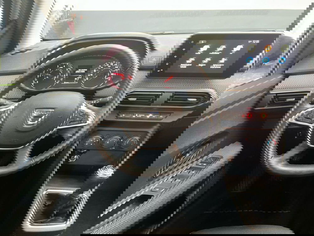 Dacia Jogger usata a Roma (10)