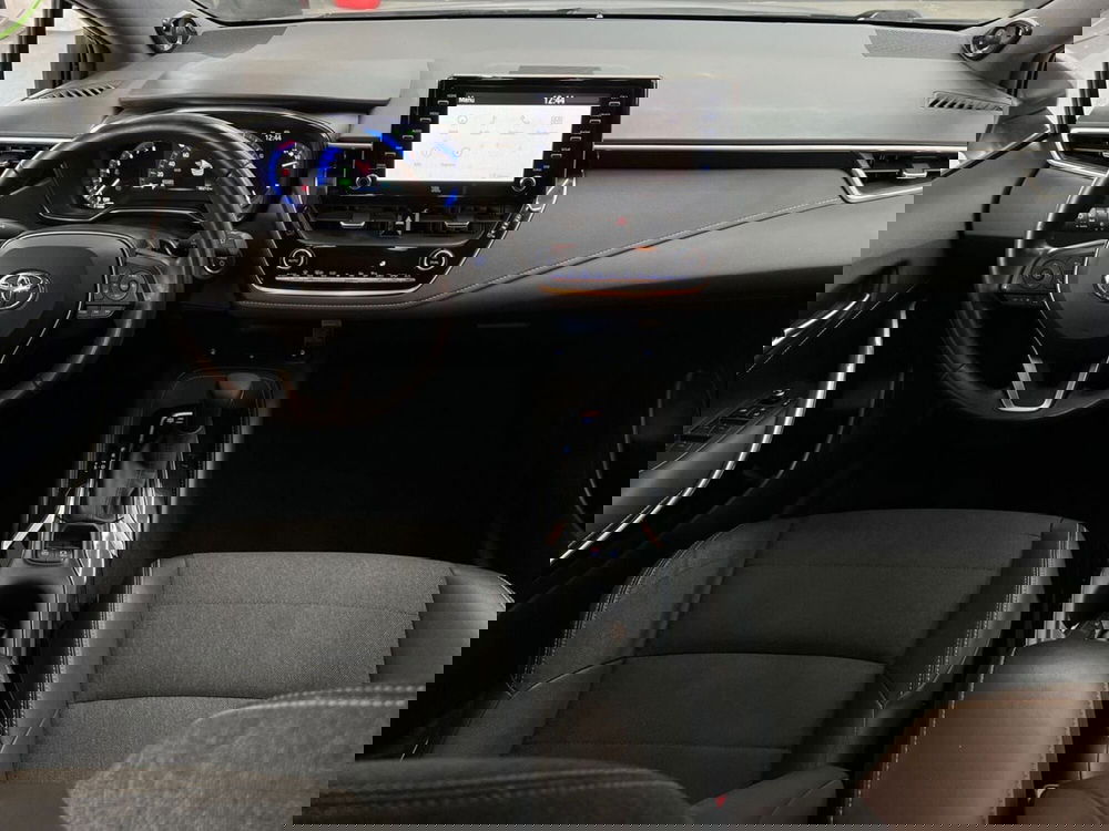 Toyota Corolla Touring Sports usata a Roma (12)