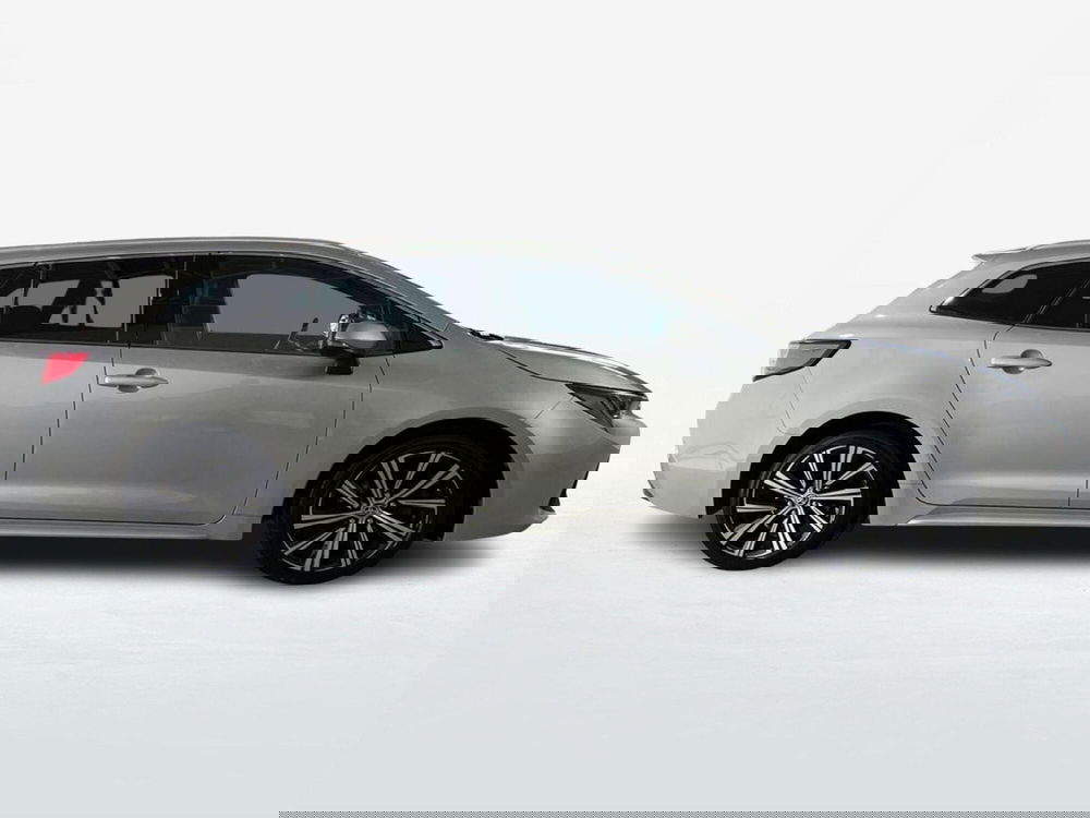 Toyota Corolla Touring Sports usata a Roma (4)