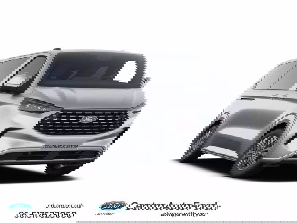 Ford Tourneo Custom nuova a Roma