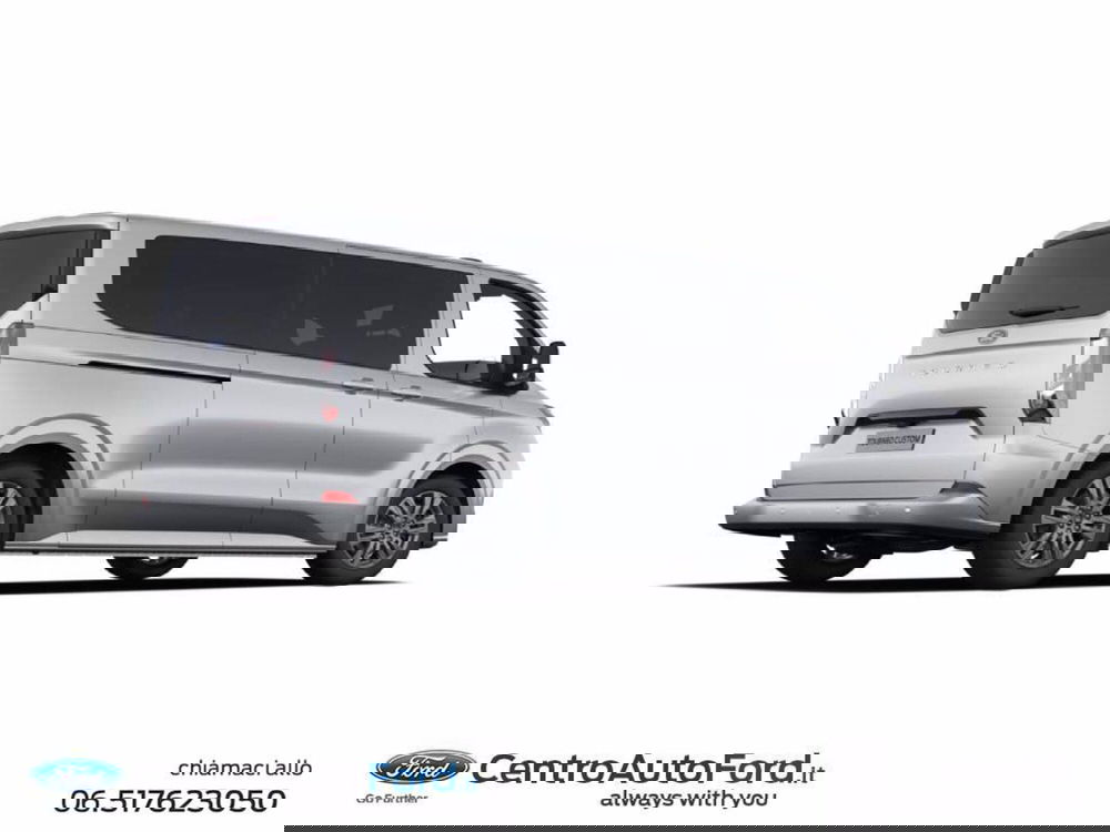 Ford Tourneo Custom nuova a Roma (3)