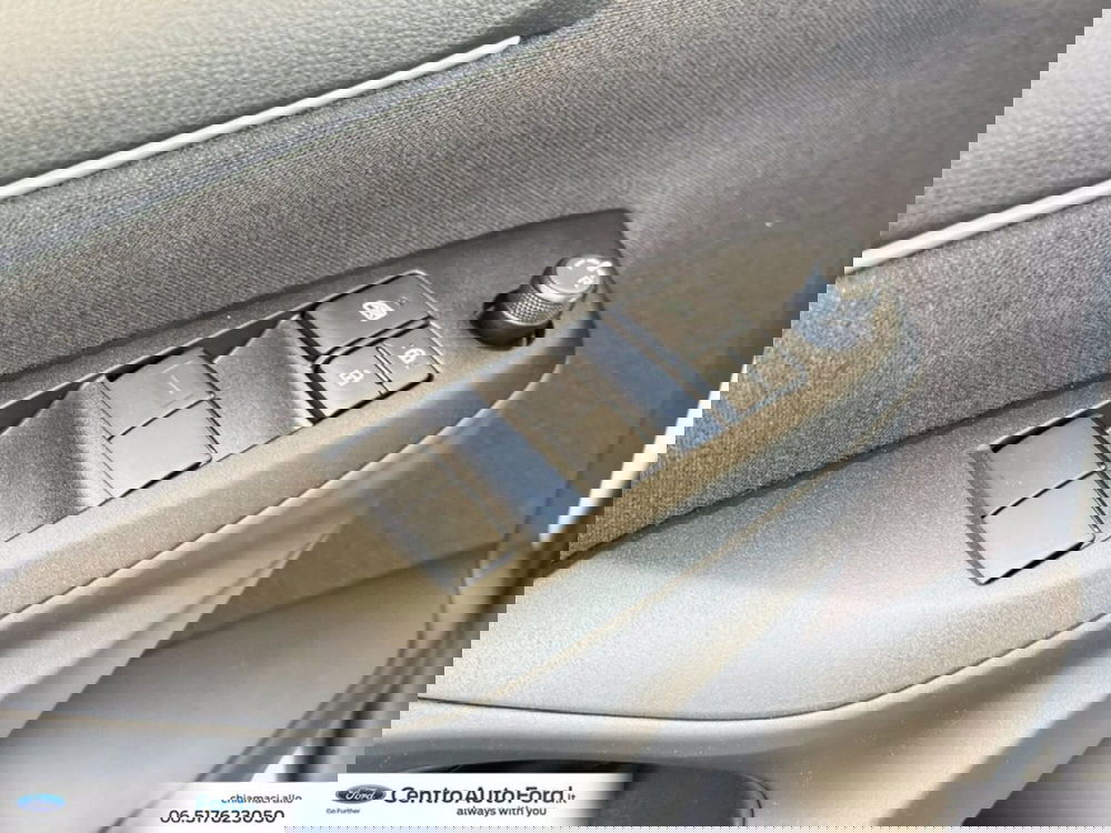 Mazda Mazda2 Hybrid nuova a Roma (19)